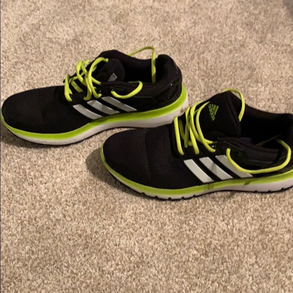 adidas cloud foam running shoes